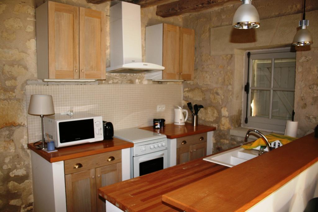Gite Chateau De Chaintres Dampierre-sur-Loire Habitación foto